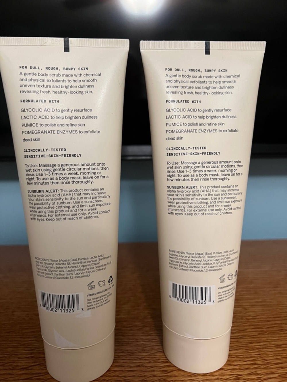 Versed aha exfoliating body scrub fragrance free - Picture 2 of 2